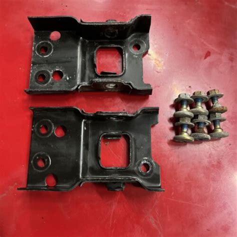 converting plastic bracket lithts to metal bracket e30|e30 conversion to facelift.